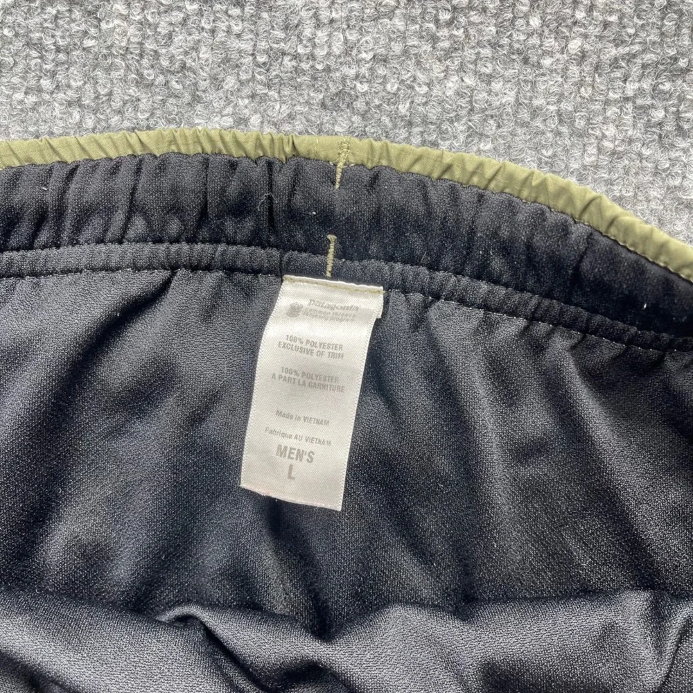 Patagonia Mens Nine Trails Shorts Olive Green Size L 24591 S8 Running Hiking
